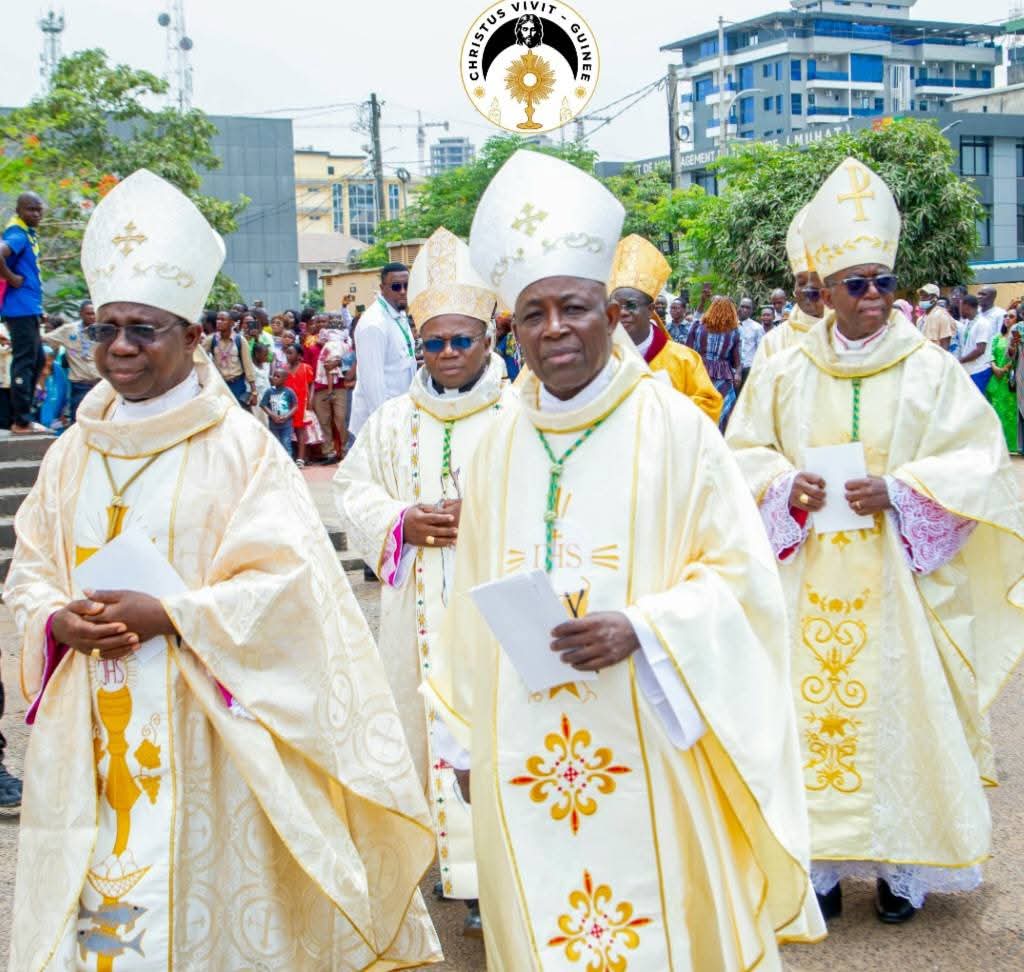 Prise de possession canonique de Mgr François Sylla à Conakry